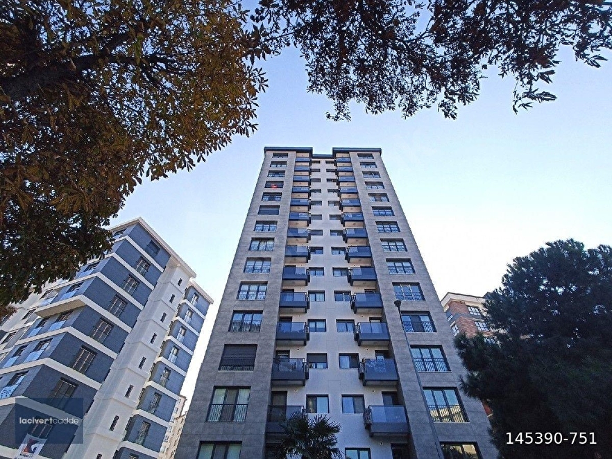 LACİVERTCADDE KOZYATAĞI DENİZ MANZ. İÇİ ÖZEL DAİRE
