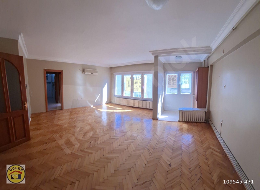 Üçler Emlak'tan Satılık Merkezde 90m2 Asansörlü Temiz  BOŞ DAİRE