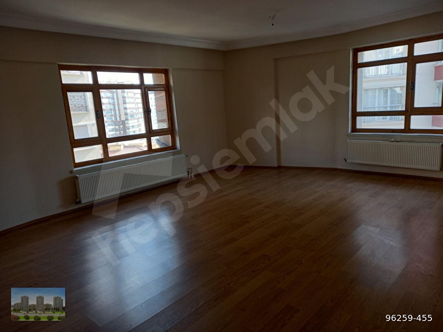 KAYALAR MAHALLESİ DEMİRDAĞI CADDESİ ÜZERİNDE MANZARALI 5+1 SATILIK DÜBLEKS DAİRE