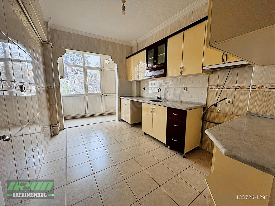 GATA YAKINI YUNUS EMRE CADDE ÜZERİNDE 3+1 140M2 BAĞIMSIZ DAİRE.!