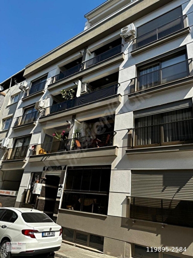 KÜÇÜK ÇİĞLİ'DE SATILIK LÜKS VE GENİŞ 4+1 TERAS DUBLEKS