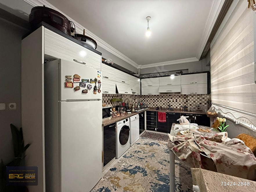 MEVLANA İLKOKULU CİVARI SATILIK 3+1 DAİRE