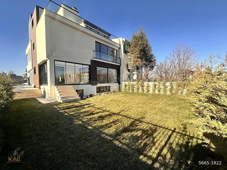 Ahlatlıbel Doğa Koleji Yanı Cadde Yakını Asansörlü Geniş Villa