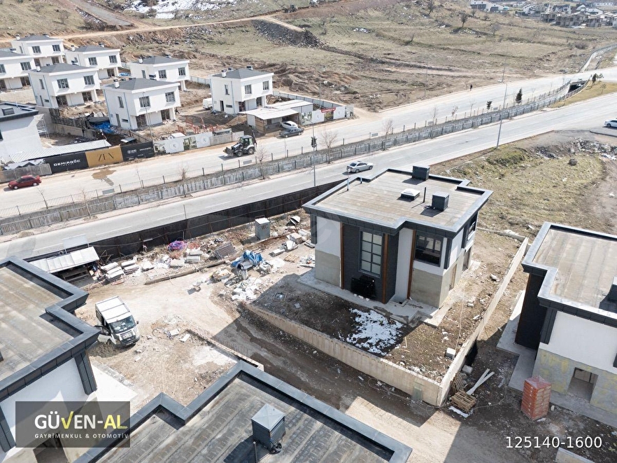 BECEN'DE DEMİRGÜÇ ZEN PROJESİ YERDEN ISITMALI KÖŞE VİLLA