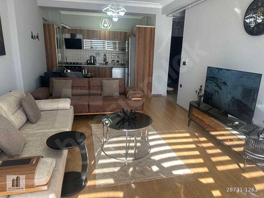 BEŞKAVAKLAR D-100 CEPHELİ 90M2  LÜX SIFIR YENİ EŞYALI GÜNEY CEPHE 2.KAT ARA KAT LÜX DAİRE