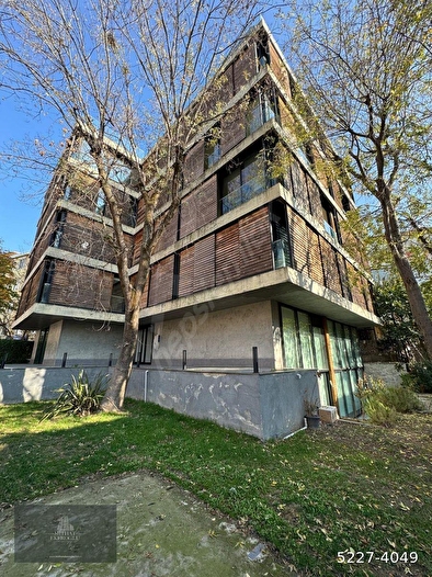 BEŞİKTAŞ SERENCEBEY'DE KAPALI OTOPARKLI 69 m2 1+1 SATILIK DAİRE