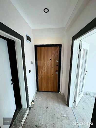 Burhaniye badem alanı satılık 1 + 1 daire