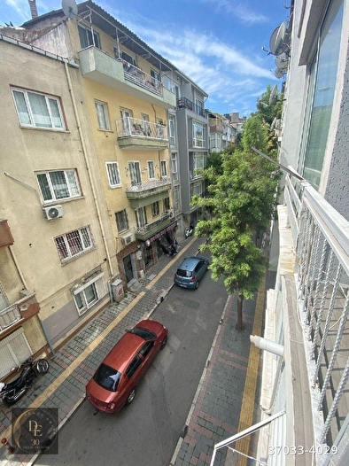 fırsat alsancak talatpaşa caddesi yakını tadilatlı kira getirisi yüksek yatırımlık daire