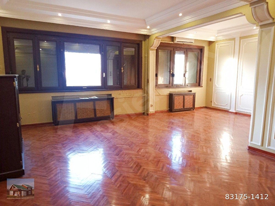 KUYULUBAĞ SOKAKTA 3+1 KULLANIŞLI 3. KAT MASRAFSIZ BOŞ  DAİRE, ÇİFT WC,li