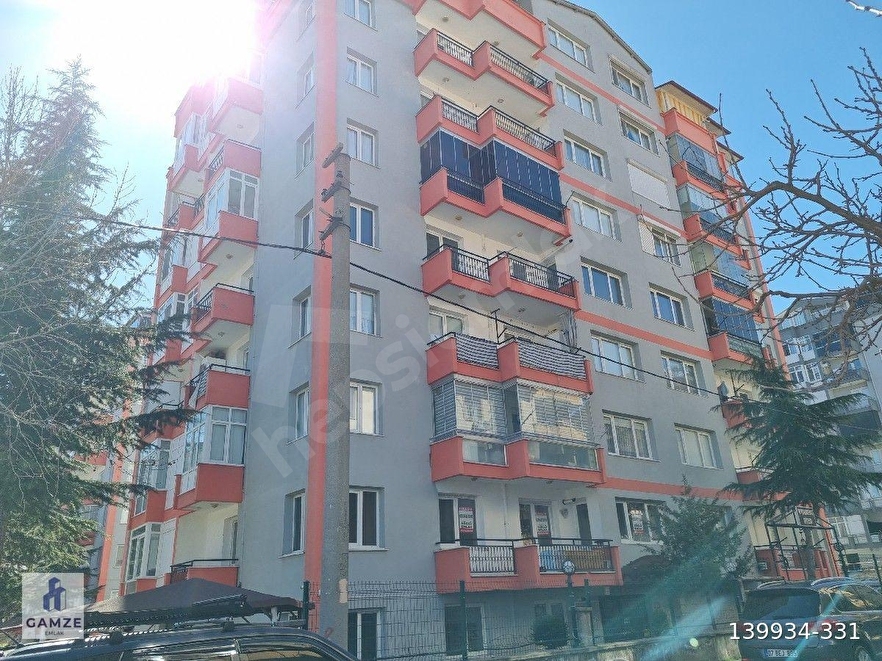 Gamzeden ayazmana mahallesinde acil satilik guney cepheli ara kat daire
