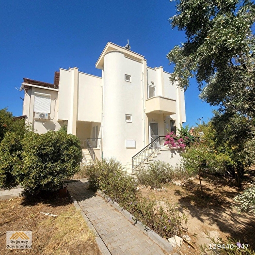 200 Square Meters Detached House For Sale in Milas, Mugla hepsiemlak