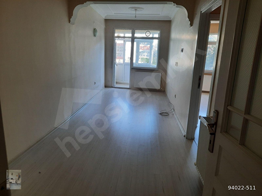 ÜSKÜDAR MURAT REİS MAHALLESİNDE YATIRIMLIK DAİRE