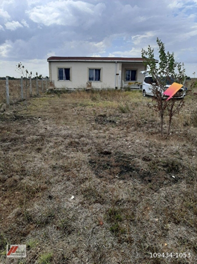 LÜLEBURGAZ KARAAĞAÇTA YENİ EŞYALI MÜSTAKİL BAHÇELİ EV ARSASI 501 M2