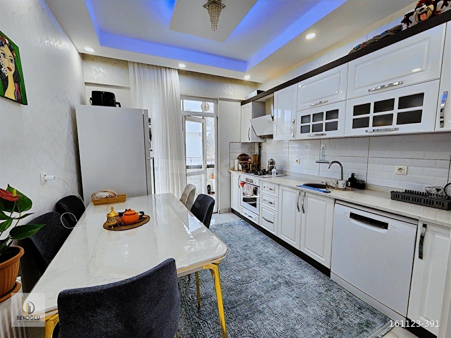 BEYKENT'TE ARA KAT CAM BALKONLU FULL YAPILI 2+1 SATILIK DAİRE