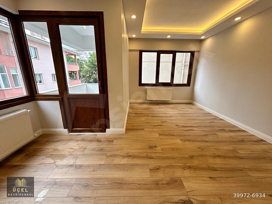 ÜÇEL BOSTANCI'DAN ALTINTEPE SAHİL YAKIN İÇİ YAPLI GENŞ LÜX 3+1!!