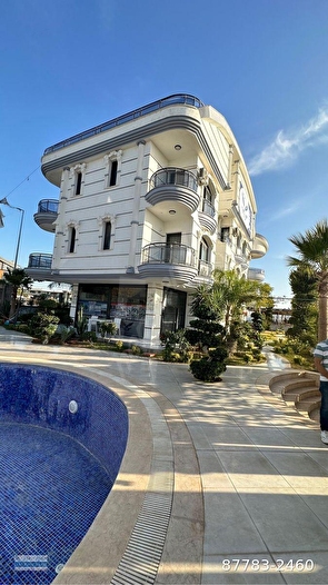 Didimde satılık Altınkumda deniz manzaralı eşyalı havuzlu site içinde 1+1 daire