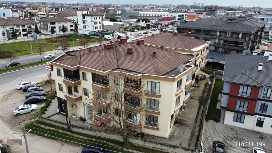 Koçyazı Mahallesin'de Satılık Cadde Cepheli Ara Kat Daire