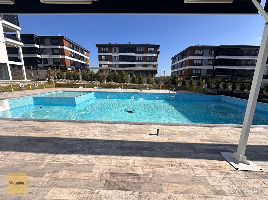 MAYA'DAN ZAFER MAHALL, 180 M2 3+1, HAVUZLU, KAPALI OTOPARKLI
