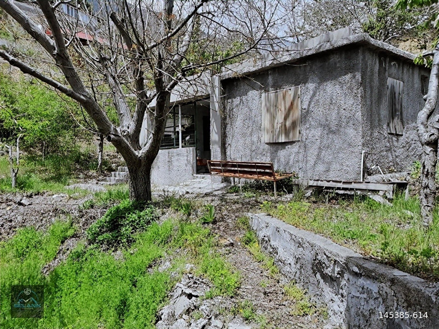 POZANTI AKÇATEKİR DE SATILIK 2+1 AÇIK MUTFAK MÜSTAKİL EV