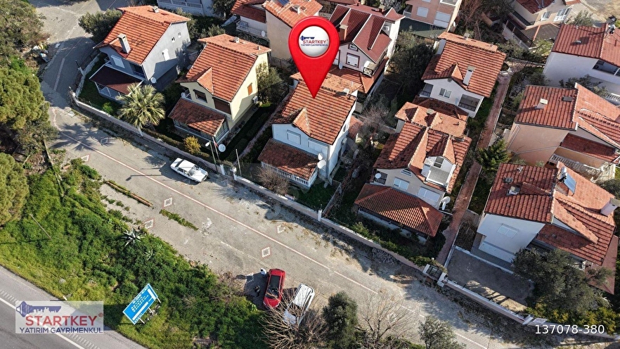 Ayvalık Bilenturda Konforlu Ve Deniz Manzaralı Müstakil Villa