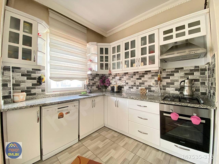 MEKAN EMLAK'TAN YENİ MH. MEVKİNDE SATILIK 4+1 LÜX DAİRE