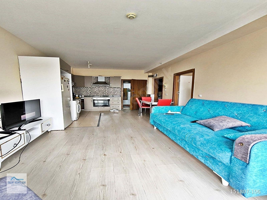 SİTE İÇİ YATIRIMCILARA ÖZEL EŞYALI SATILIK 1+1 METROBÜSE ÇOOK YAKIN