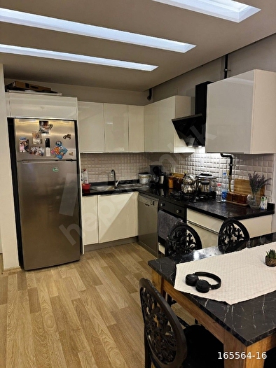 Gürsel paşa da 24 saat guvenlikli modern Westpoint sitede 2.5+1 satlik Daire