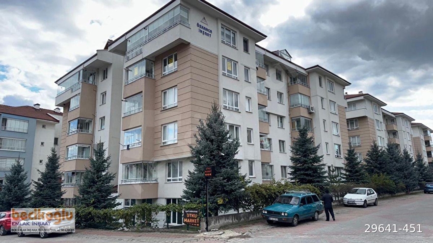 BECİKOĞLU EMLAK BORAZANLAR MAH SİTE İÇİ SATILIK 3+1 LÜKS DAİRE