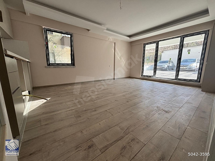 BEŞEVLER YAKINI YENİ OTOPARKLI ANKASTRELİ VESTİYERLİ AMERİKAN MUTFAK 2+1 YERDEN ISITMALI