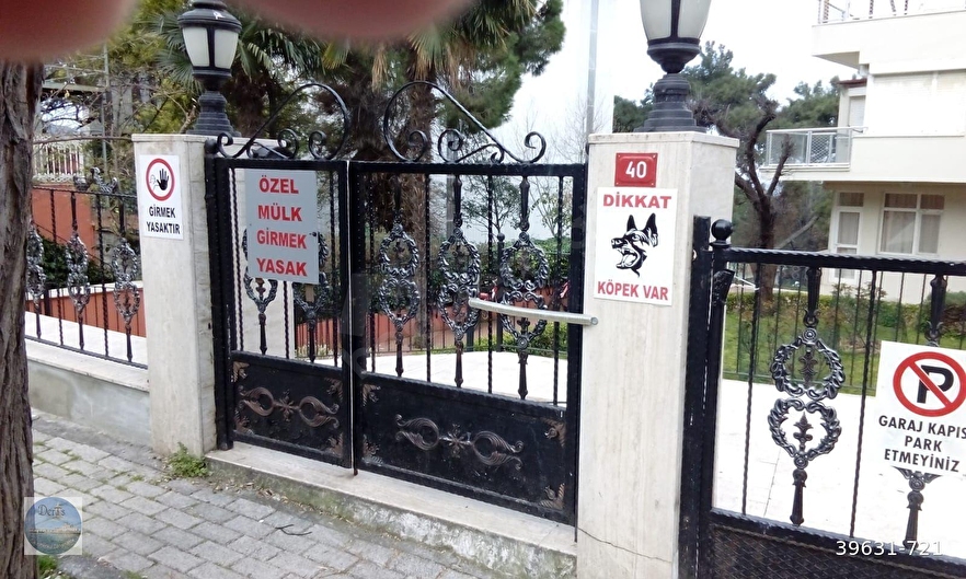 BÜYÜKADA'NIN EN DEĞERLİ LOKASYONU OLAN ÇANKAYA CADDESİ ÜZERİNDE DAİRE