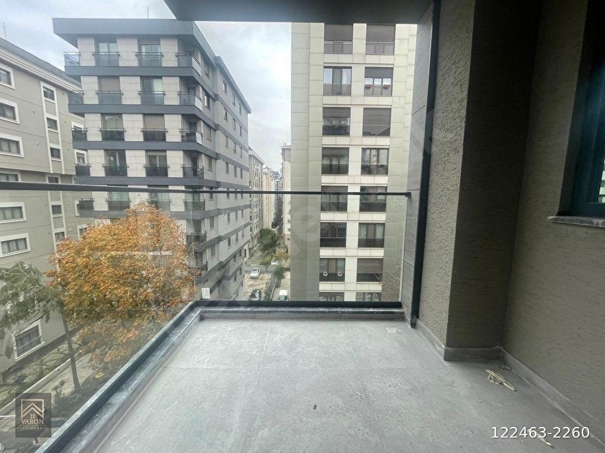 CADDEBOSTAN VARONDAN BAĞDATA 1.PARALEL SIFIR 145M2 BALKONLU LÜX