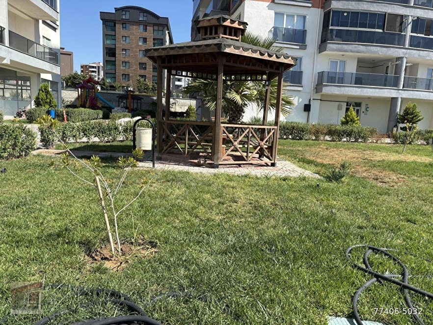 KAYMAKLAR GAYRİMENKUL YÜZME HAVUZLU SATILIK ULTRALÜKS 2+1 DAİRE