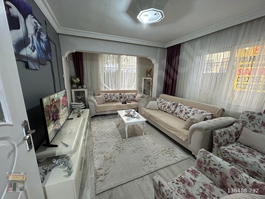KUMSALIM EMLAK DAN KÖŞE KARANLIK ODASI OLMAYAN BAKIMLI DAİRE