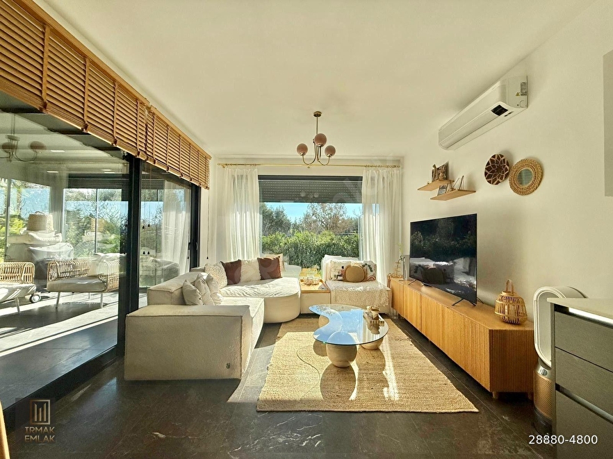 Gümüşlük 4+1 Villa | 450 m2 Arsa | Yerden Isıtma | Solar Sistem