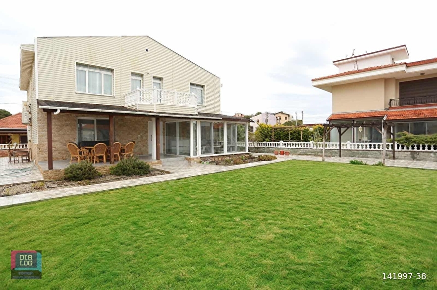 Çeşme Şifnede Denize Yakın | Ultra Lüks | Müstakil | 2 Katlı |