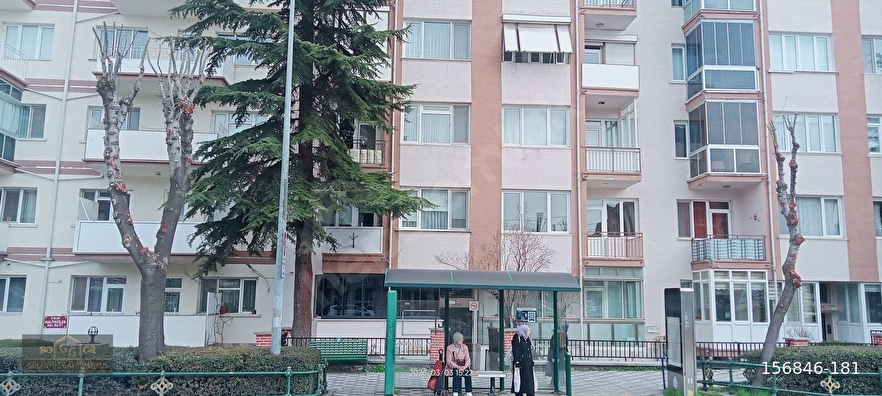 VİŞNELİK ALİFUAT GÜVEN CAD. BALKONLU ASANSÖRLÜ ARAKAT SATILIK 2+1 DAİRE
