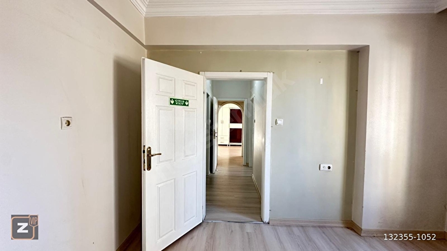 Satılık Teraslı 3+1 Daire