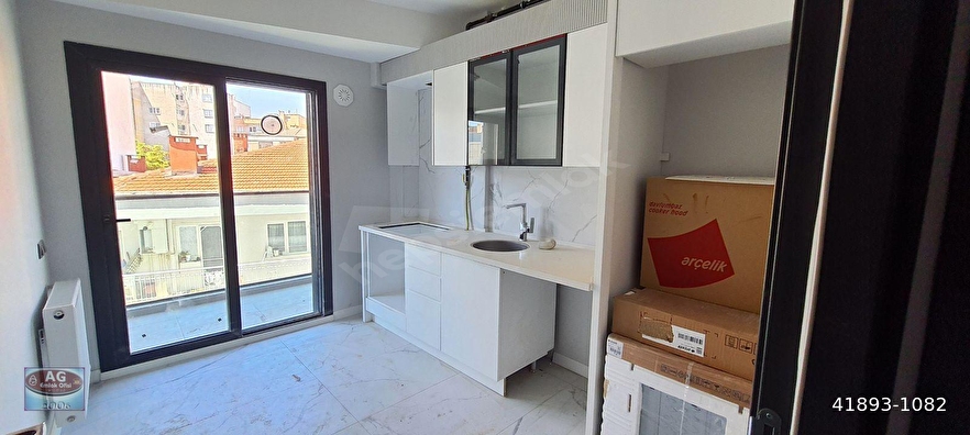 BORNOVA MERKEZDE ATA DURAĞI&HÜKÜMET KONAĞI YAKINI SATILIK 2+1 KAPALI MUTFAK SIFIR DAİRE