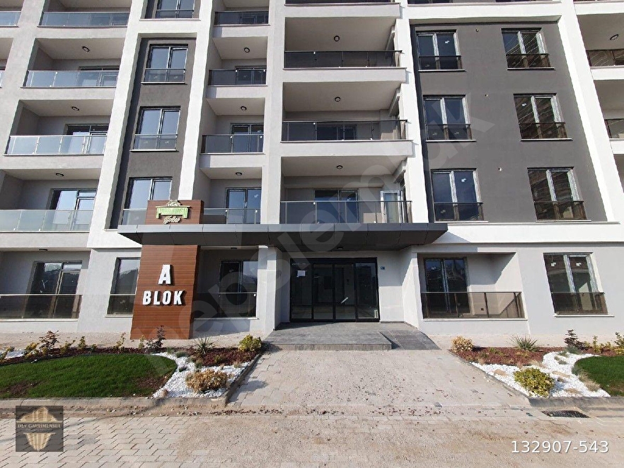 DEV GAYRİMENKULDEN FAHRÜNNİSA EVLERİNDE ARA KAT 3+1 SATILIK DAİRE