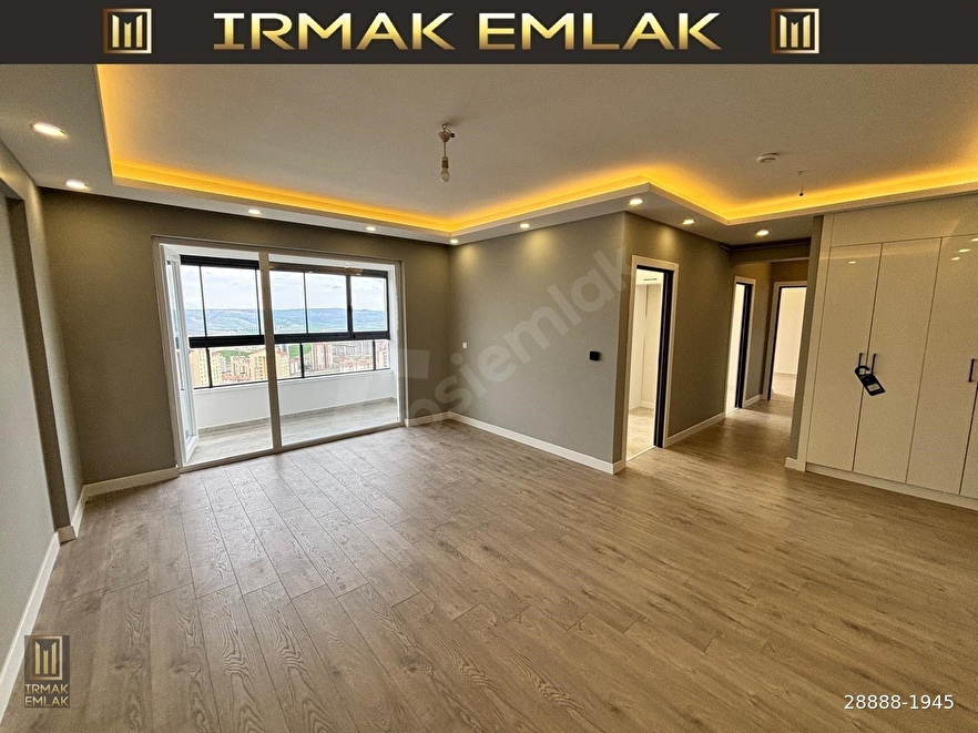 Yapracık Atayurt Mahallesi Merkezi Konumda Ara Kat Satılık 2+1 Daire