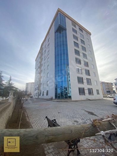 HASTANE YOLU ÜZERİ FATİH MAHALLESİ’NDE SATILIK ARA KAT 3+1 DAİRE
