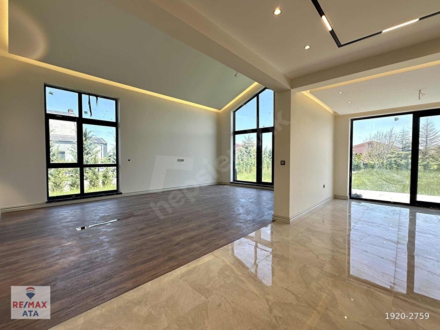 GÖLBAŞI BALLIKPINAR AYKACH KONAKLARI 6+1 400m2 VİLLA