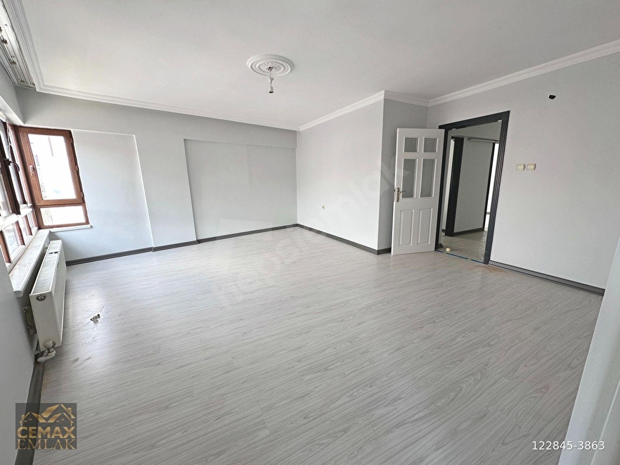 HÜREL DÜZLÜKTE ARA KAT PARK MANZARALI ÖNÜ AÇIK 3+1 SATILIK DAİRE
