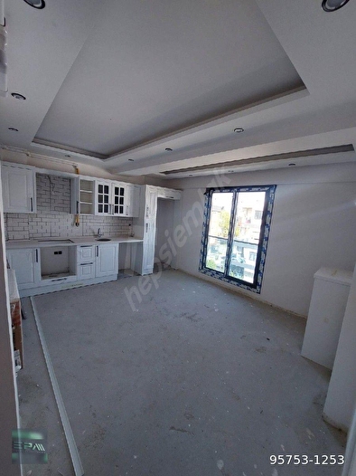 Muradiye mah.2+1 Açık Mutfaklı 75m24.katlinin 4. Katı zeminden Asansörlü