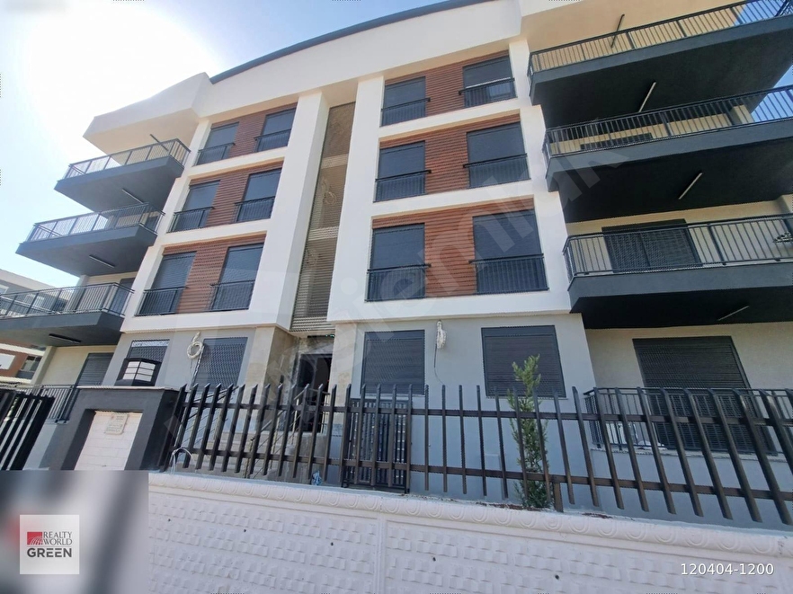 DÖŞEMEALTI BAHÇEYAKA'DA EBEVEYN BANYOLU, LÜKS SATILIK 2+1 DAİRE