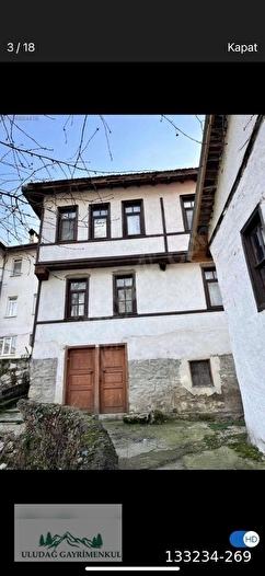 GÖYNÜK MERKEZDE CİTTA SLOWDA SATILIK 3 KATLI MÜSTAKİL EV