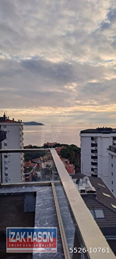 İZAK HASON-CADDE SAHİL ARASI DENIZMANZARALI DAİRE..