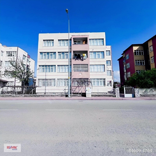 RE/MAX KATILIM YUNUS EMRE'DE 3+1 SATILIK DAİRE