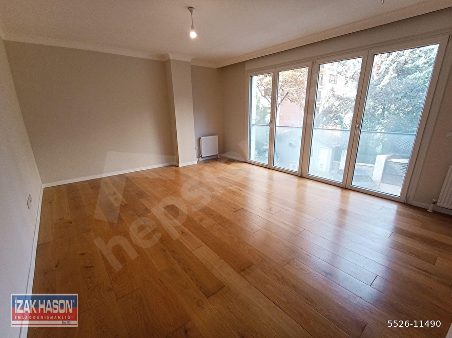 Erenköy'de 6 Yıllık Binada Bağdat Caddesine Yakın 3+1