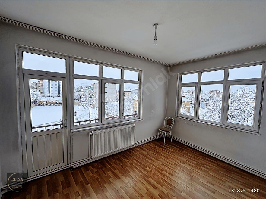 UĞUREVLER 'DE KOMBİLİ 3+1 GÜNEY CEPHE SATILIK DAİRE